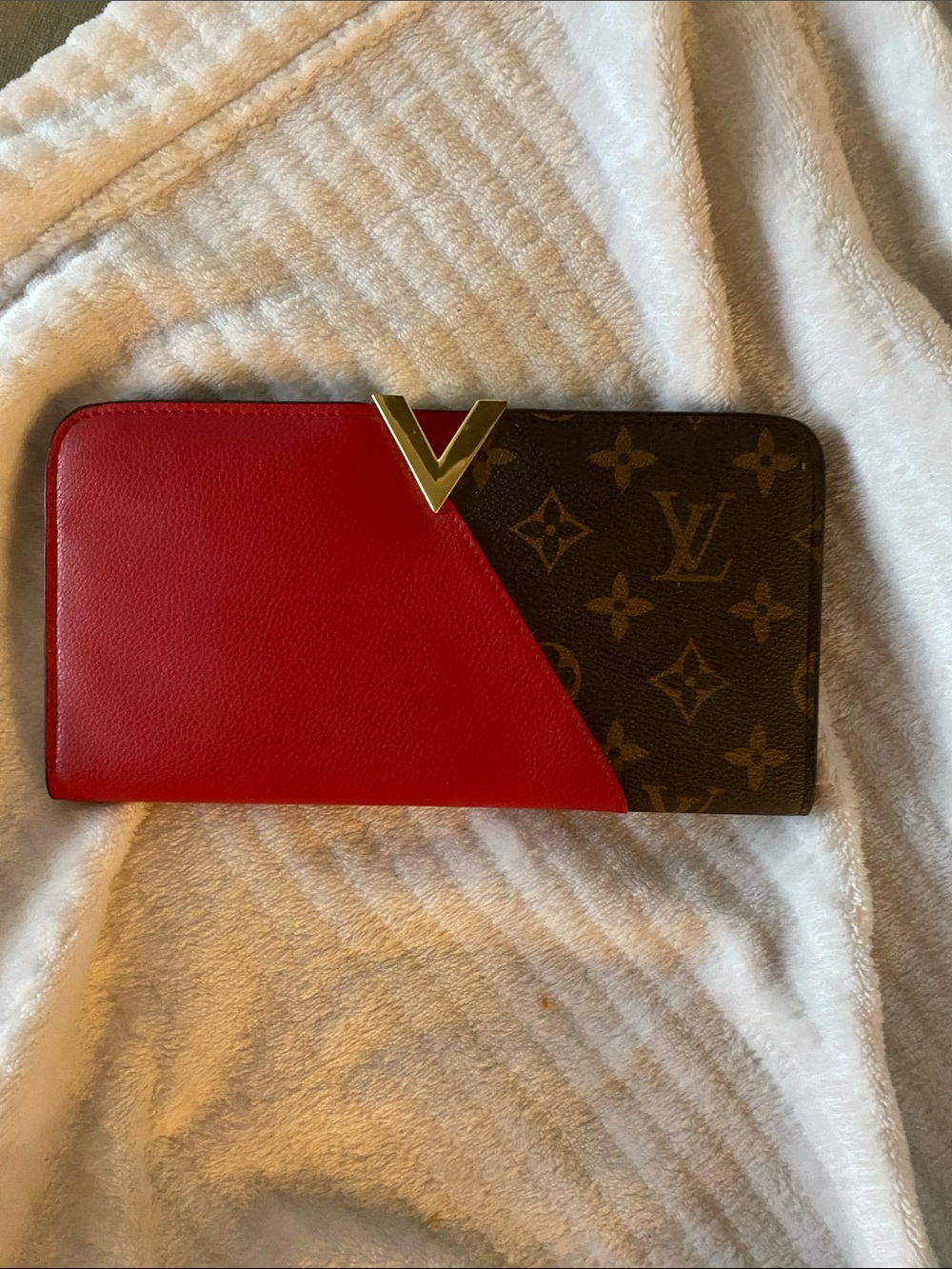 Louis Vuitton Red Leather and Brown Monogram Zip Wallet with Gold V Accent